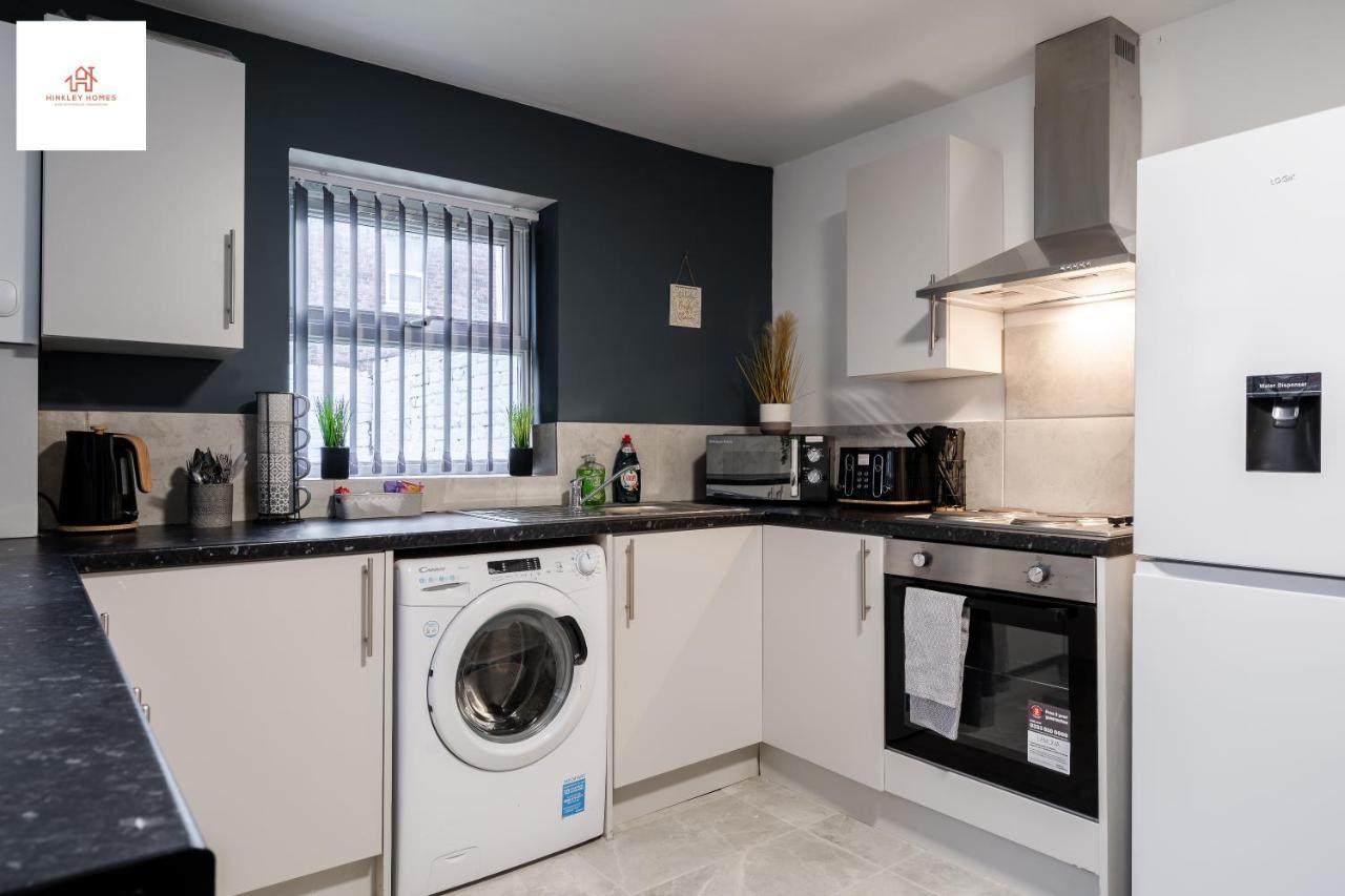 Immaculate 4 Bed In Liverpool By Hinkley Homes Short Lets & Serviced Accommodation Экстерьер фото