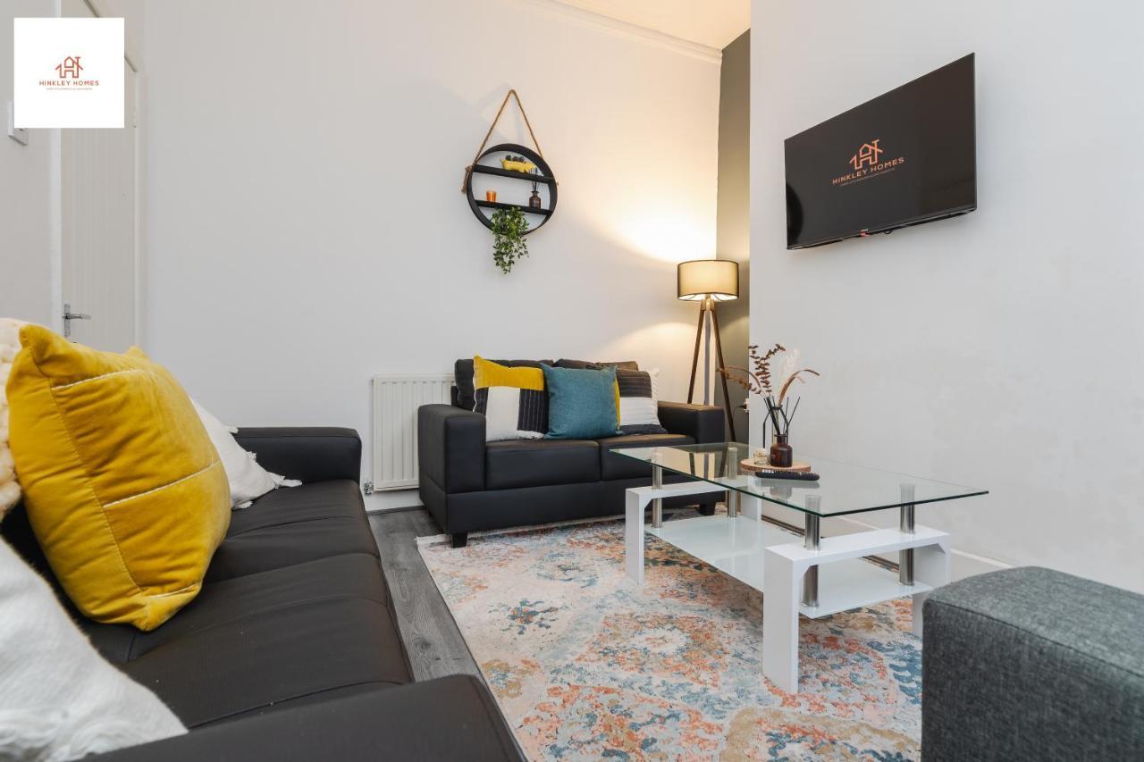 Immaculate 4 Bed In Liverpool By Hinkley Homes Short Lets & Serviced Accommodation Экстерьер фото