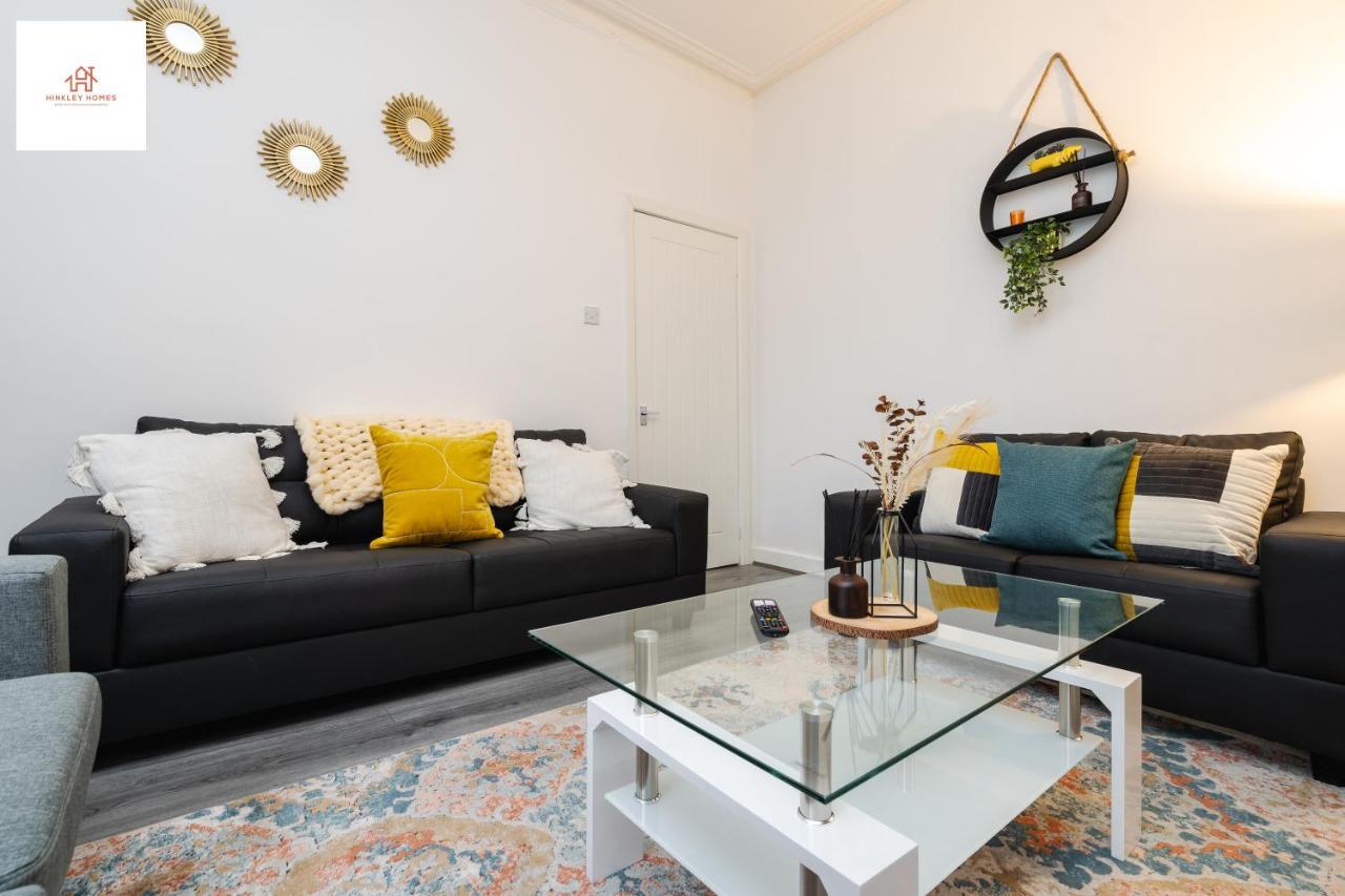 Immaculate 4 Bed In Liverpool By Hinkley Homes Short Lets & Serviced Accommodation Экстерьер фото